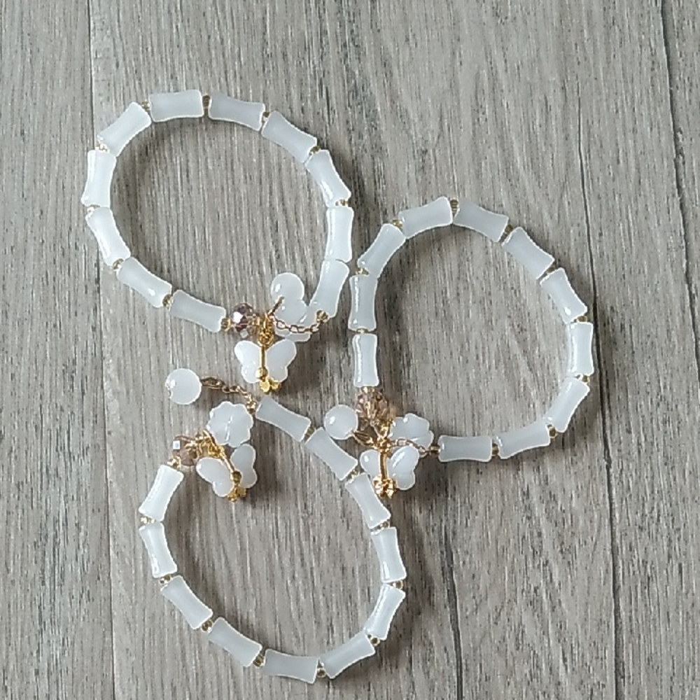 Elegant White Beaded Bracelet Set